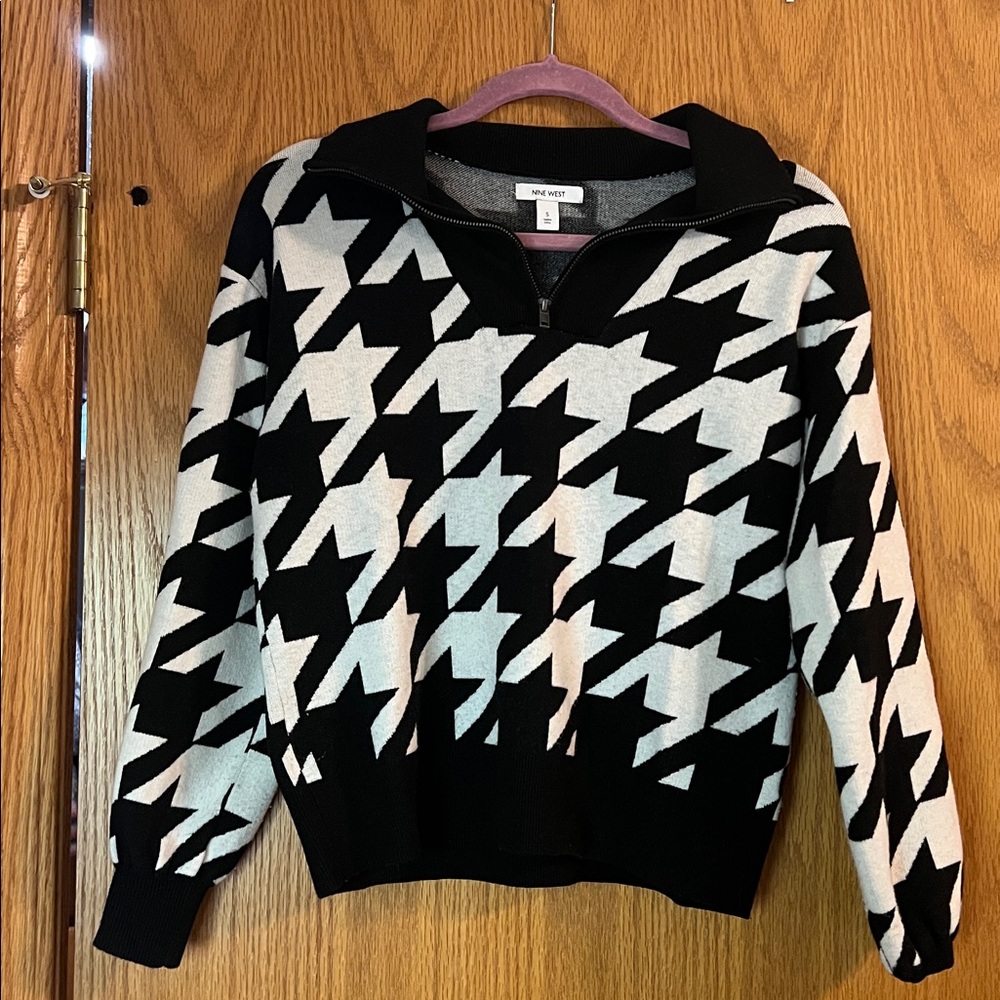 Nine West Black and White Houndstooth Turtleneck Sweater